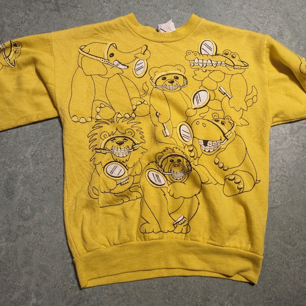 RARE orthodontic 3/4 sleeve top